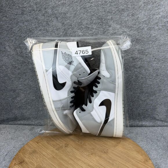 Nike Air Jordan 1 Mid Shoes Mens Size 9 Gray White Basketball Sneaker 554724-092 main image 11